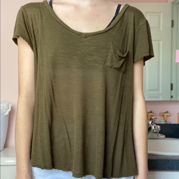 Forest Green flowy t-shirt - Picture 2 of 5